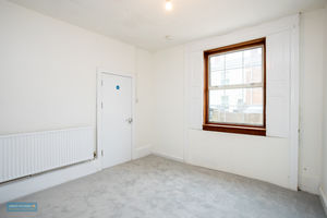 Bedroom- click for photo gallery